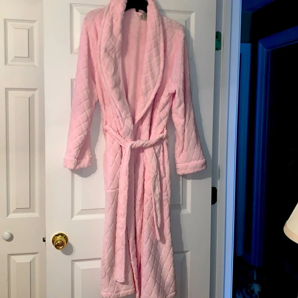 Plush Pink Robe - Picture 1 of 1